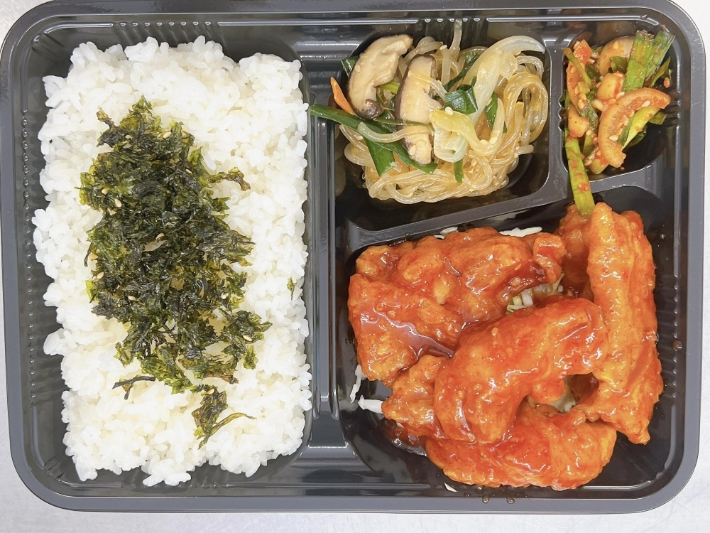 ヤンニョムチキン弁当